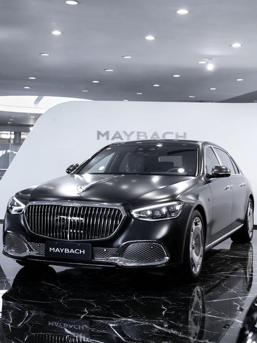 重庆144岚图汽车的售后服务让用户无忧出行，迈巴赫未来的豪华车趋势